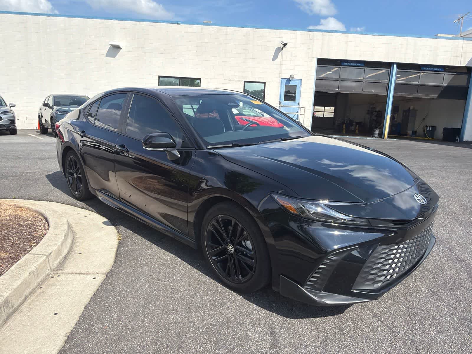 Thumbnail: 2025 Toyota Camry - 14