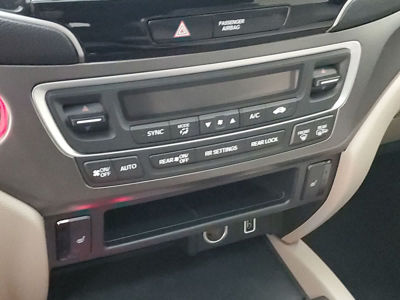 Thumbnail: 2022 Honda Pilot - 32