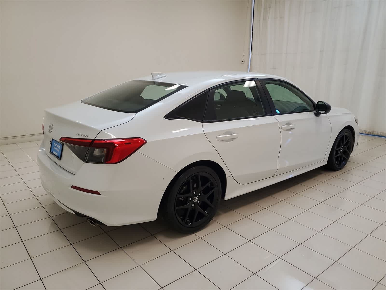 Thumbnail: 2023 Honda Civic - 24