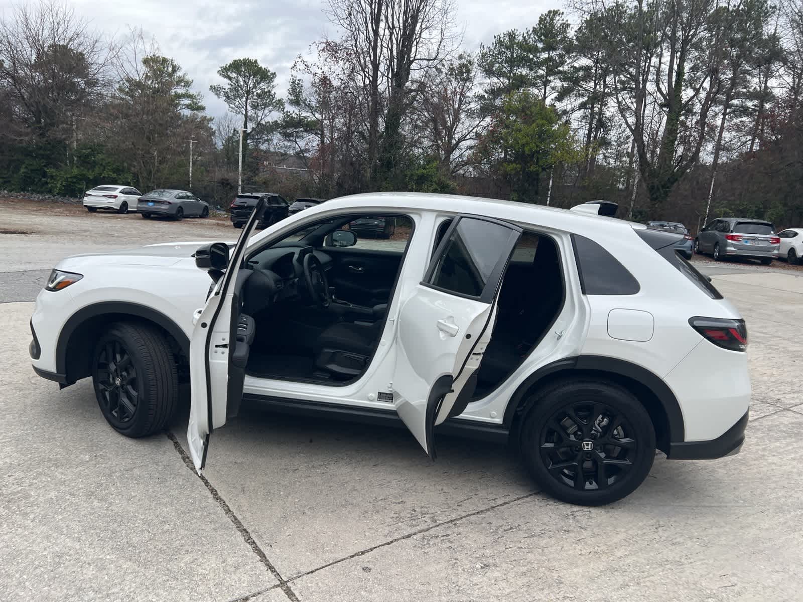 Thumbnail: 2025 Honda HR-V - 18