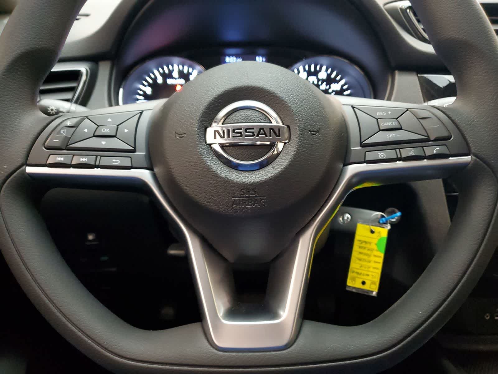 Thumbnail: 2018 Nissan Rogue - 8