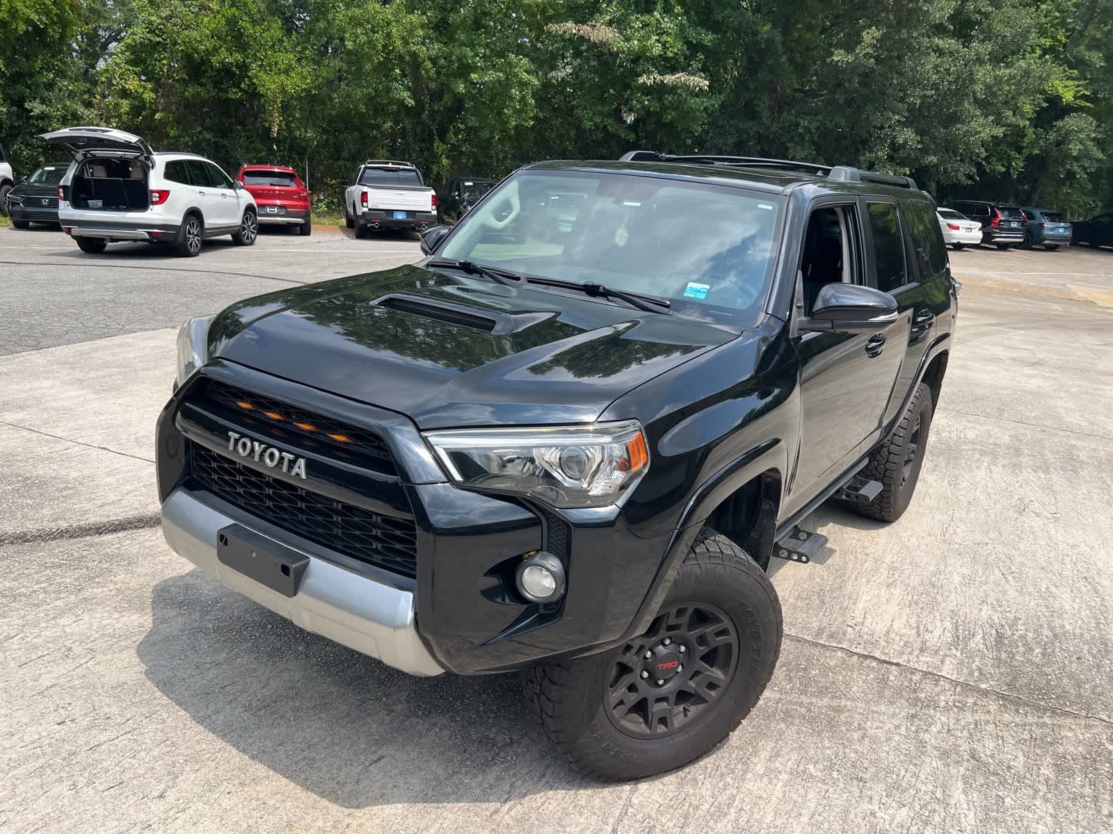 Thumbnail: 2019 Toyota 4Runner - 3