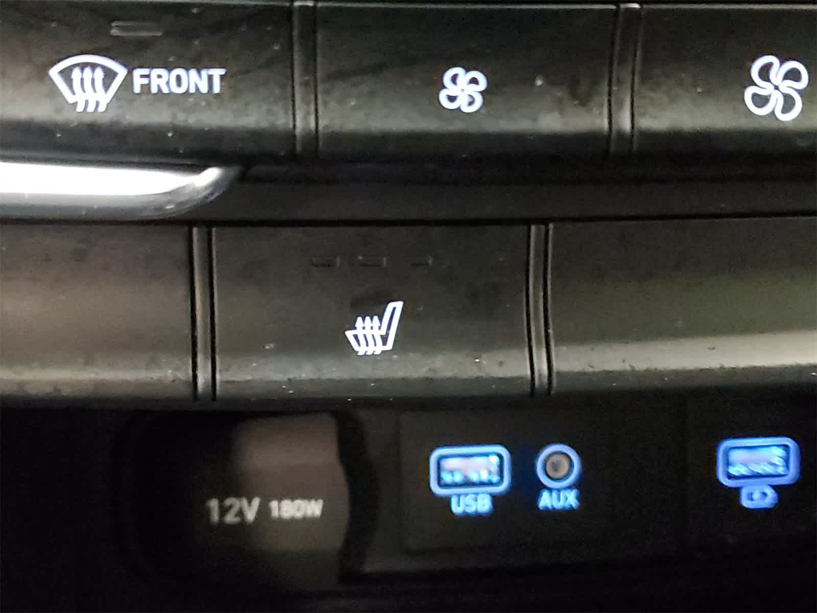 Thumbnail: 2019 Hyundai Santa Fe - 6