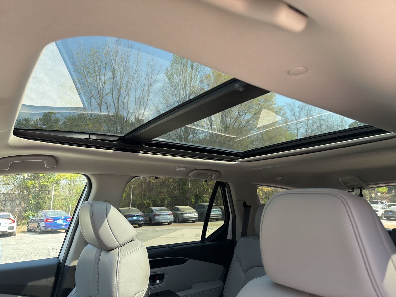 Thumbnail: 2025 Honda Pilot - 19