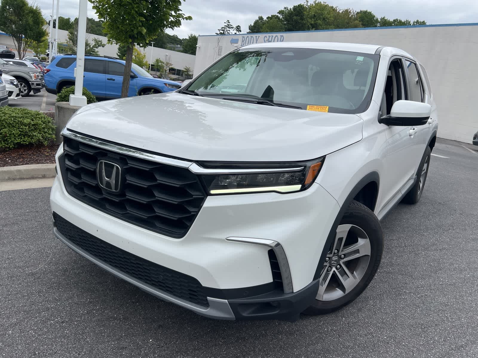 Thumbnail: 2023 Honda Pilot - 1