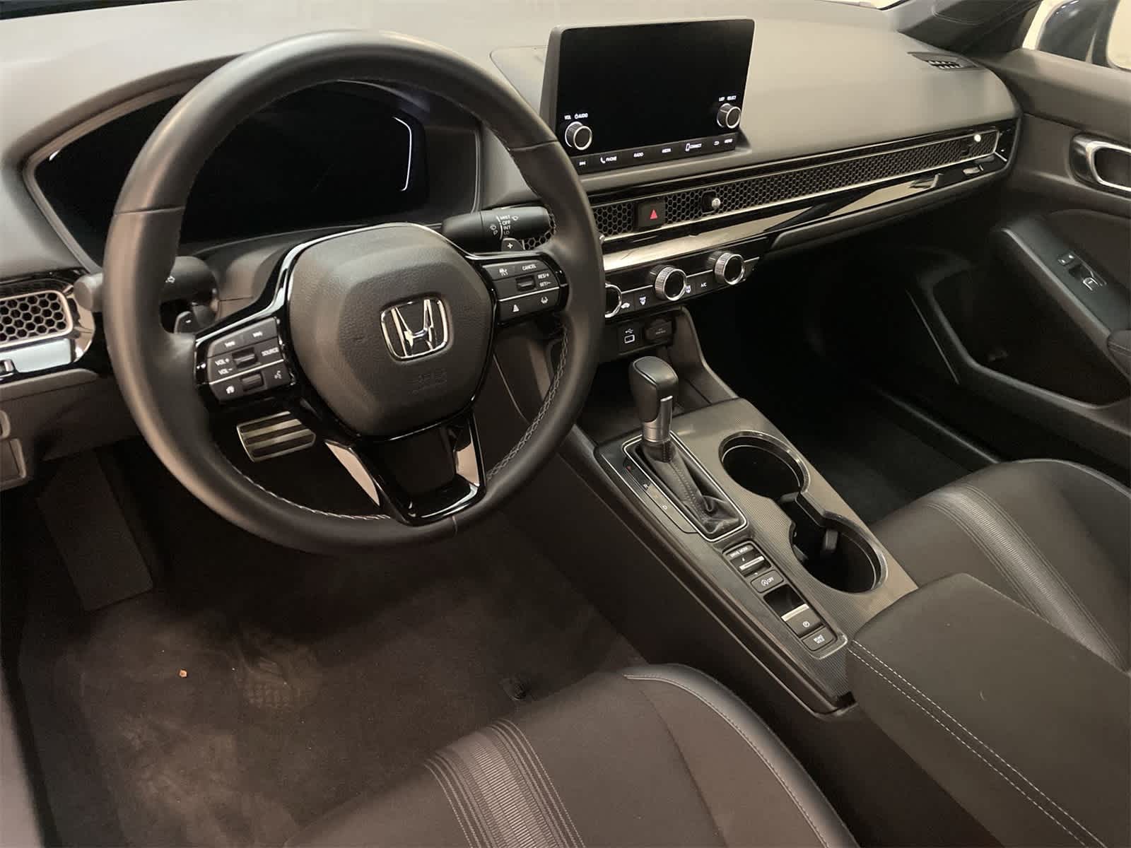 Thumbnail: 2024 Honda Civic - 17