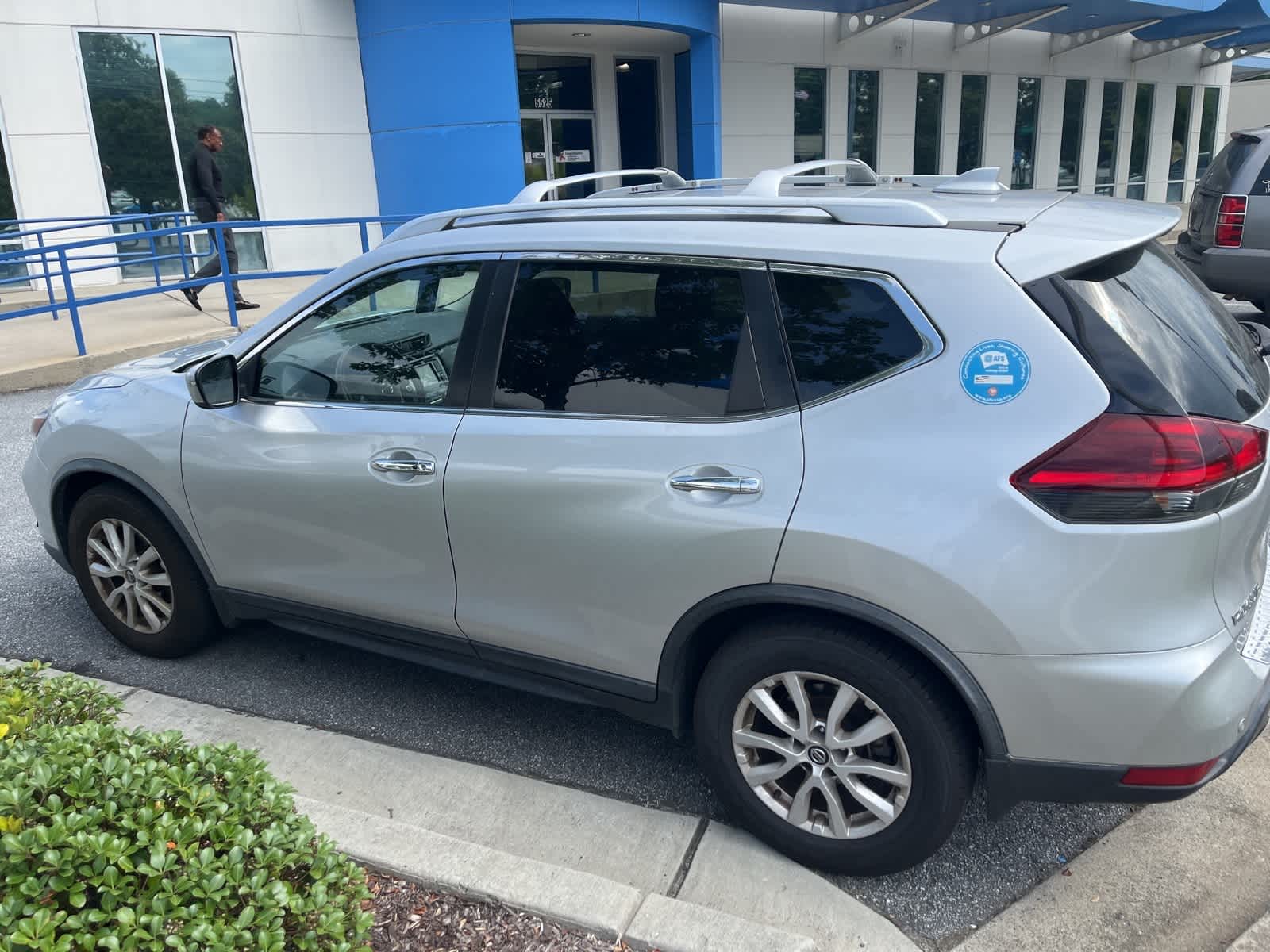 Thumbnail: 2020 Nissan Rogue - 5