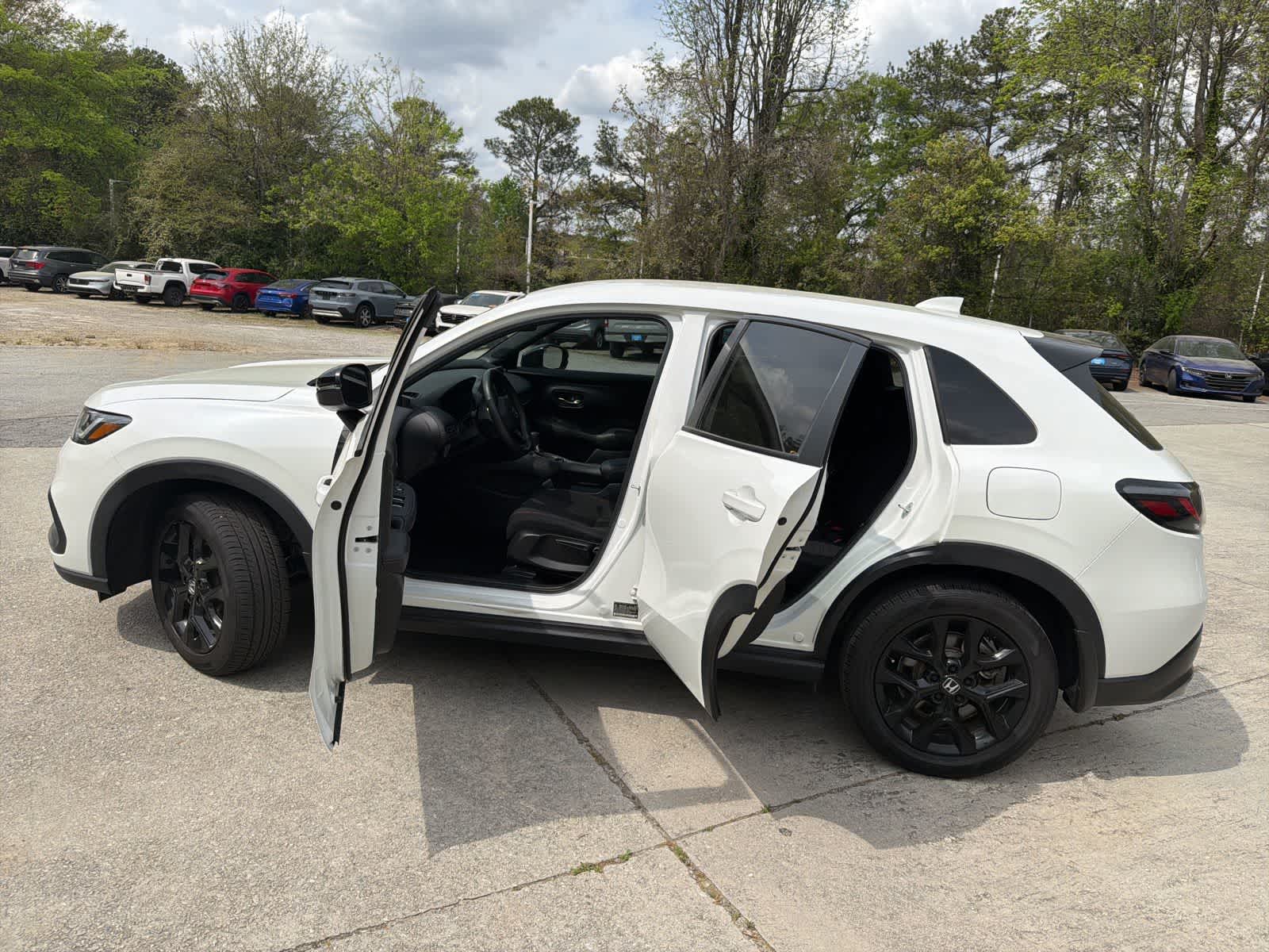 Thumbnail: 2024 Honda HR-V - 17