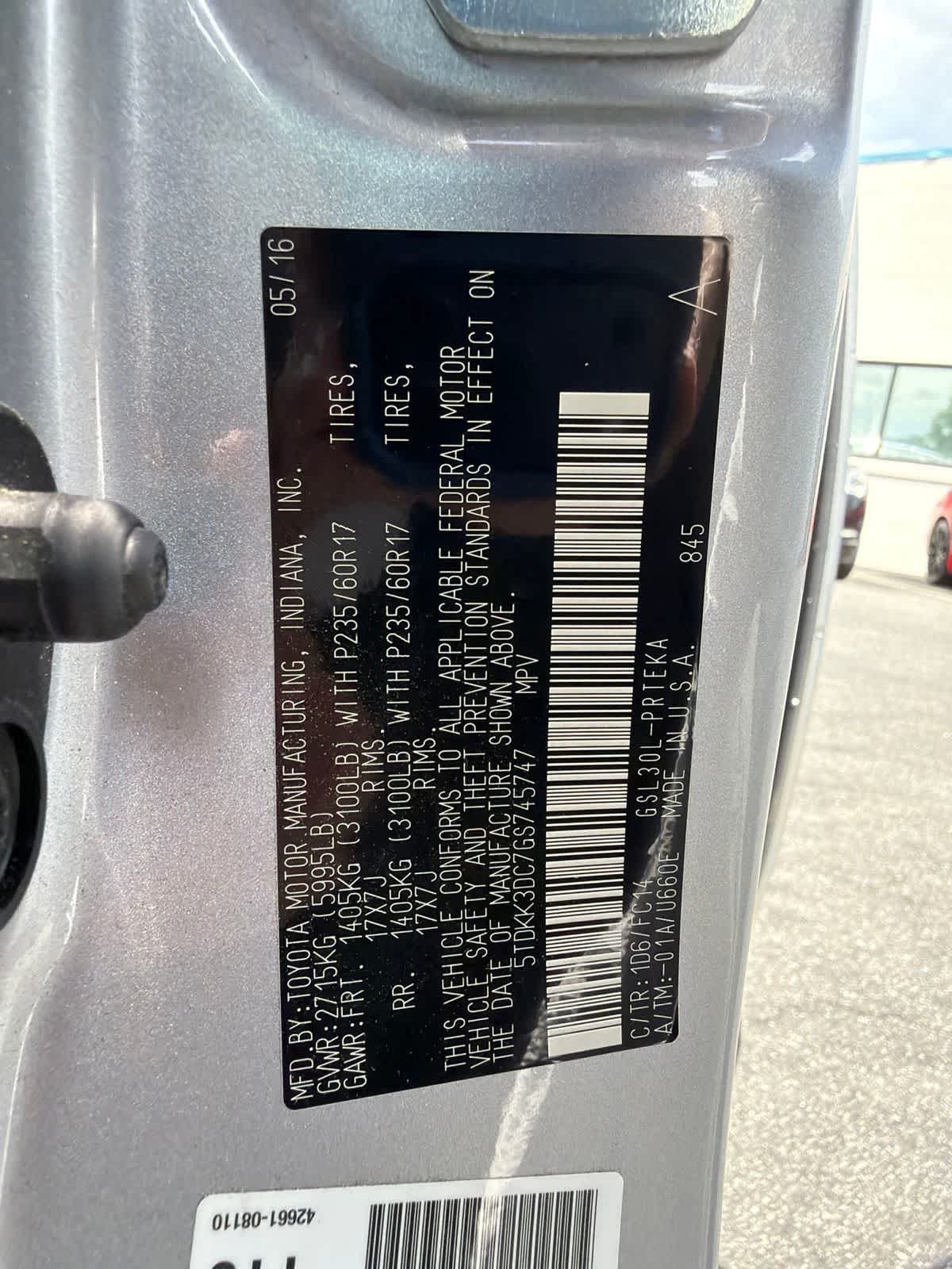 Thumbnail: 2016 Toyota Sienna - 20