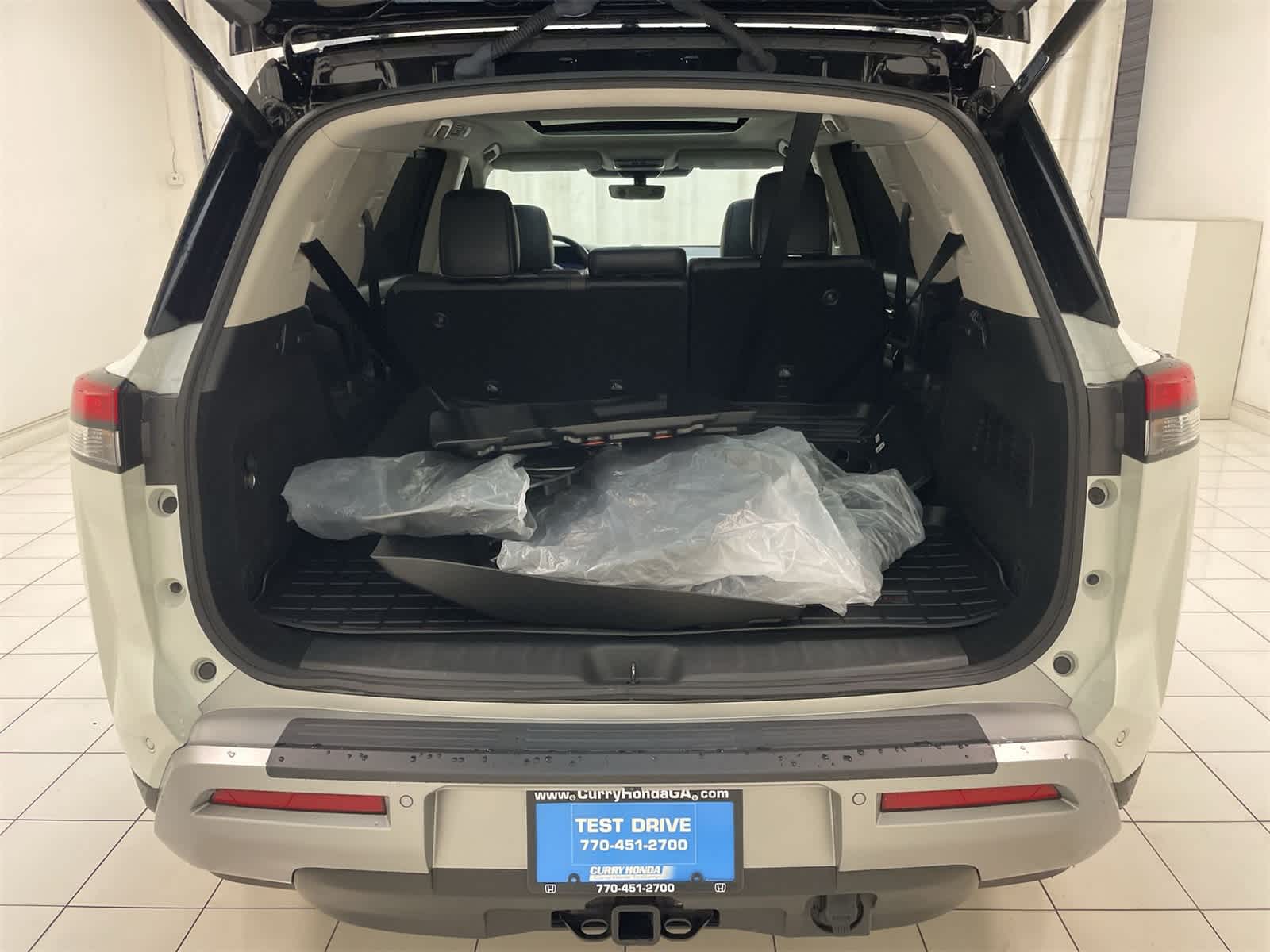 Thumbnail: 2023 Nissan Pathfinder - 24