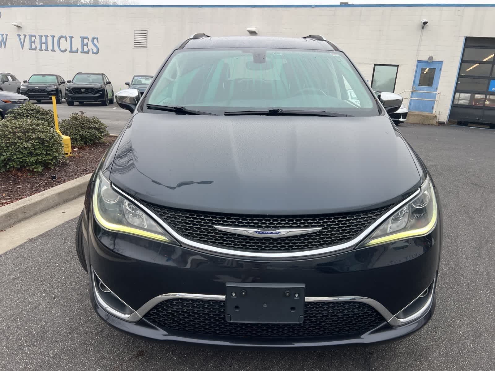 Thumbnail: 2020 Chrysler Pacifica - 14