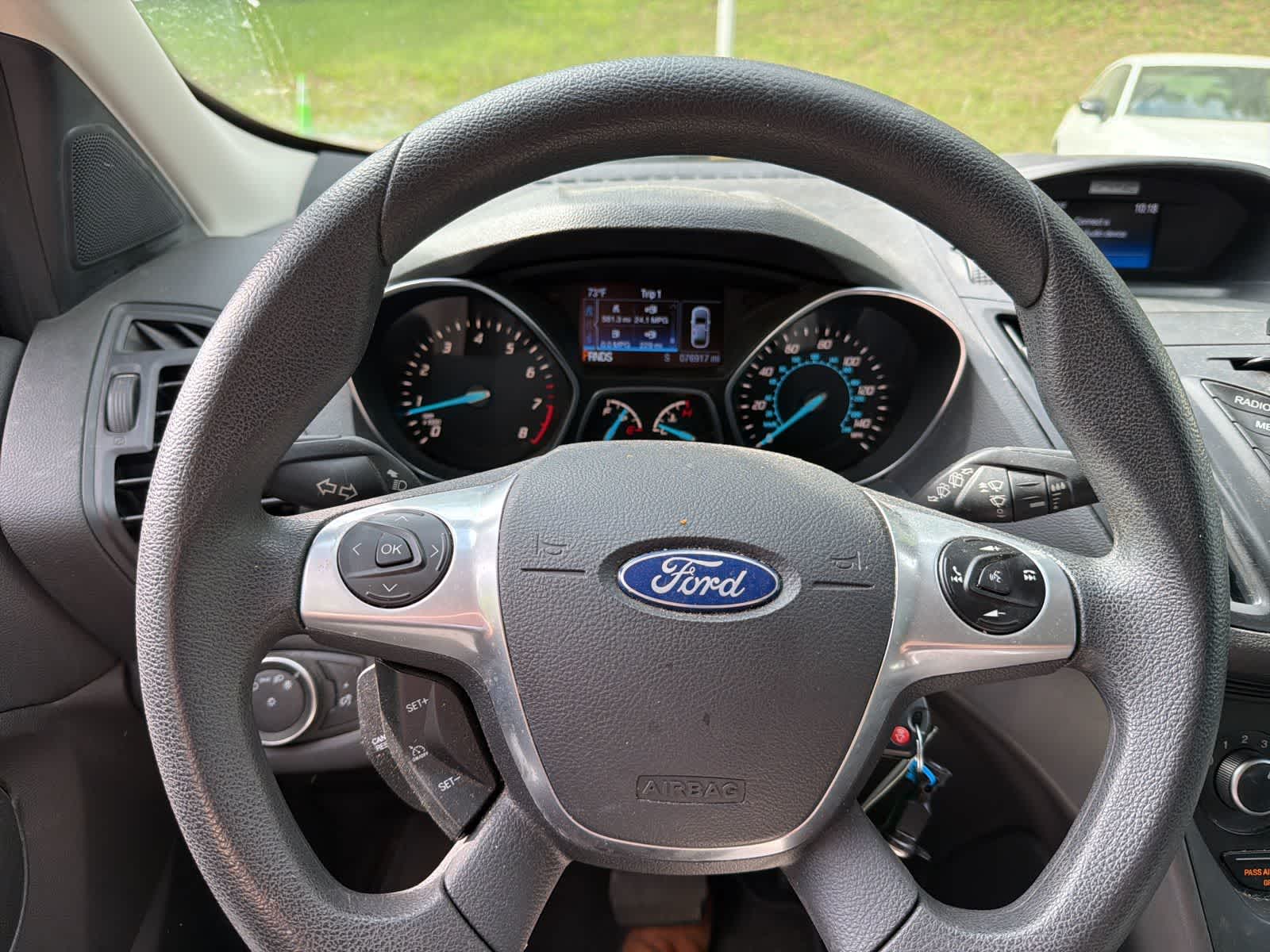 Thumbnail: 2016 Ford Escape - 22