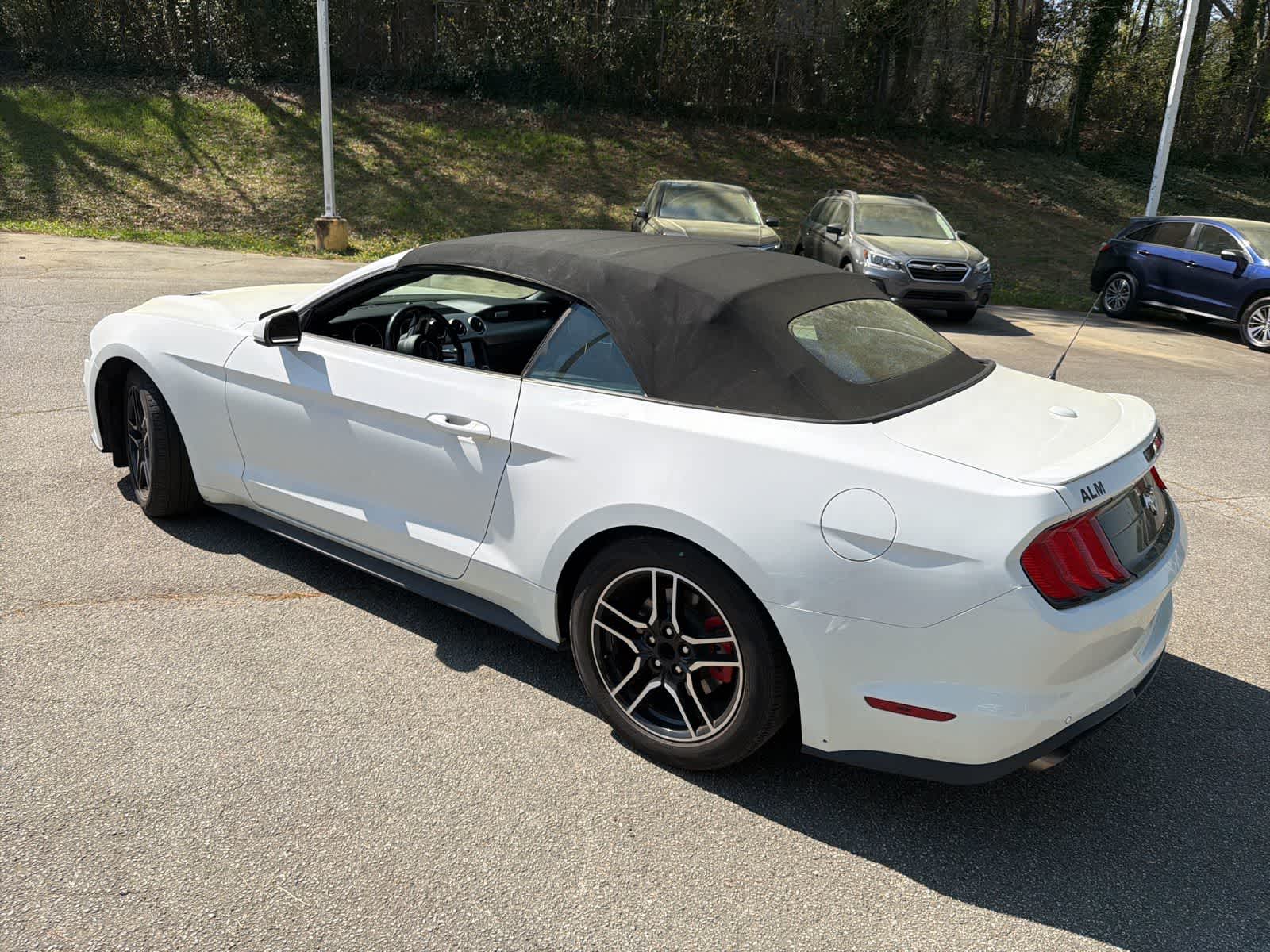 Thumbnail: 2022 Ford Mustang - 7