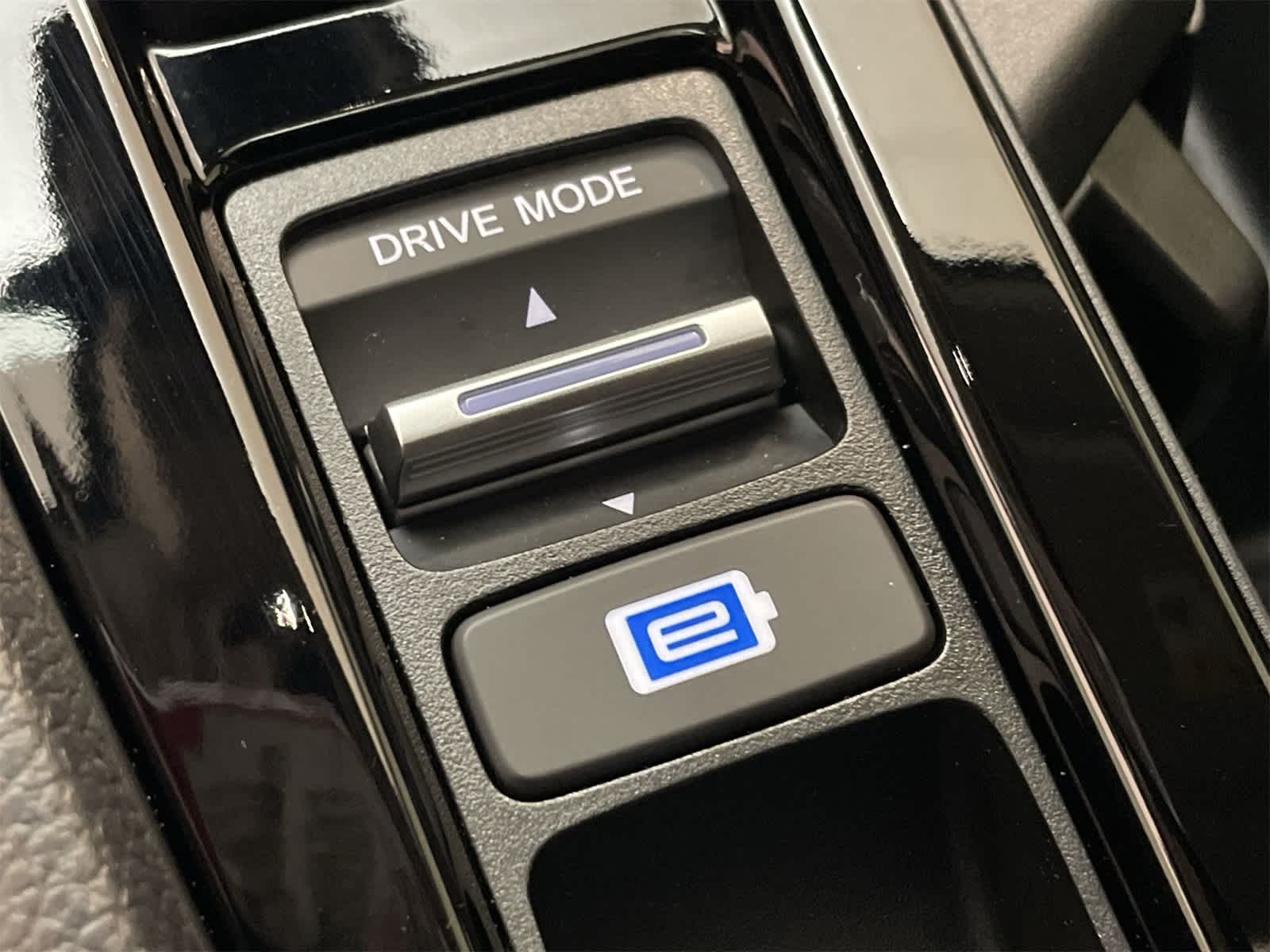 Thumbnail: 2024 Honda Accord - 32