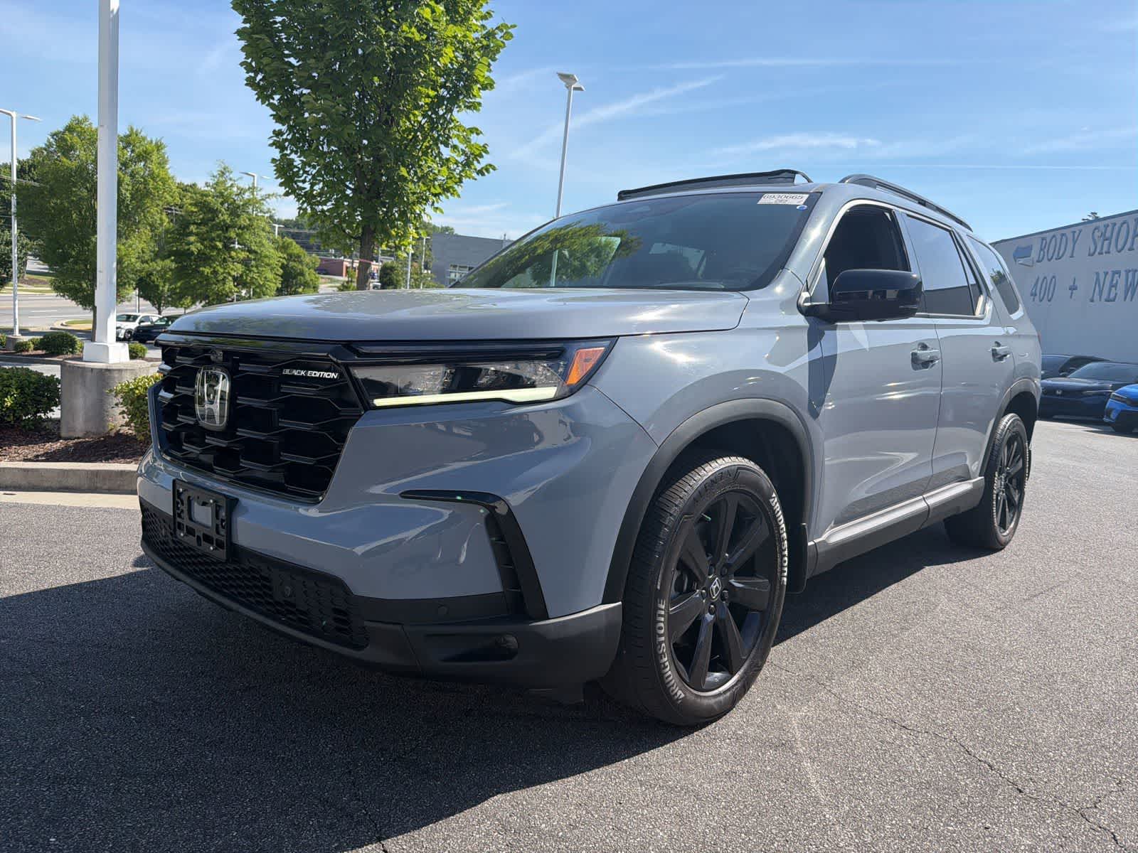 Thumbnail: 2025 Honda Pilot - 1