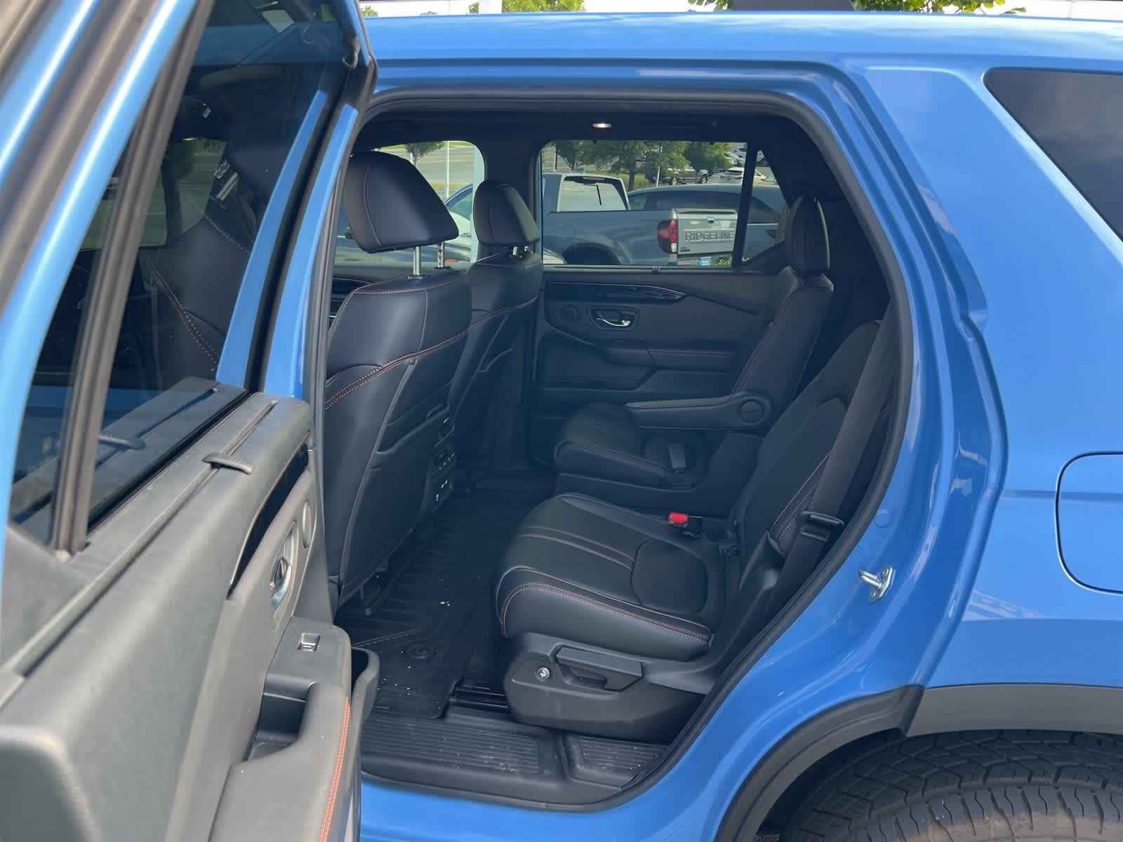 Thumbnail: 2023 Honda Pilot - 16