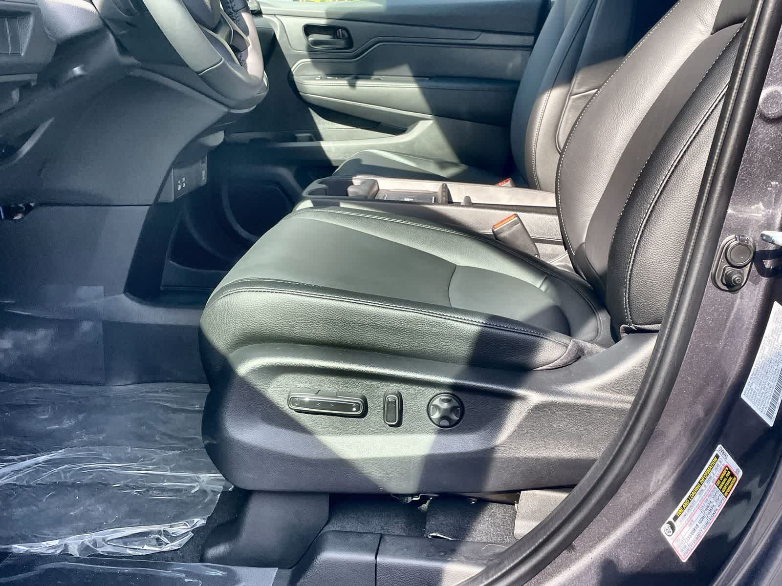 Thumbnail: 2026 Honda Odyssey - 12