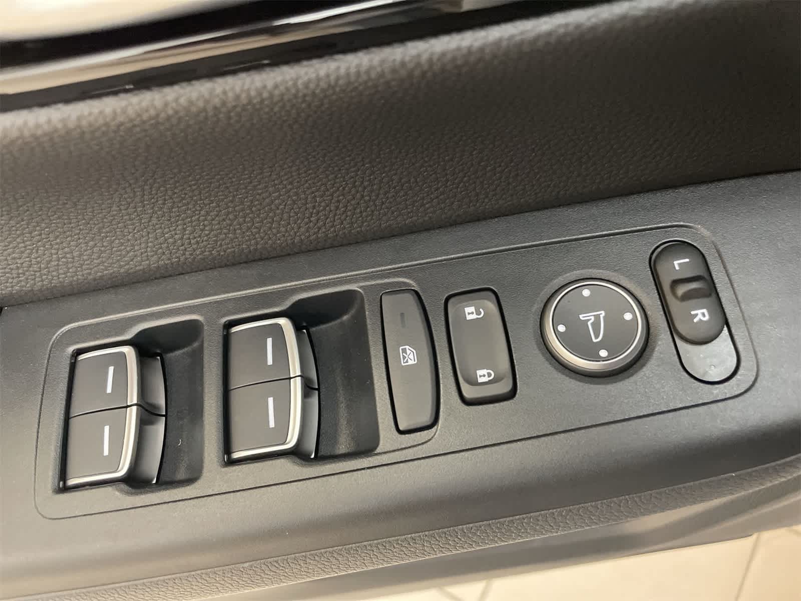 Thumbnail: 2024 Honda CR-V - 18