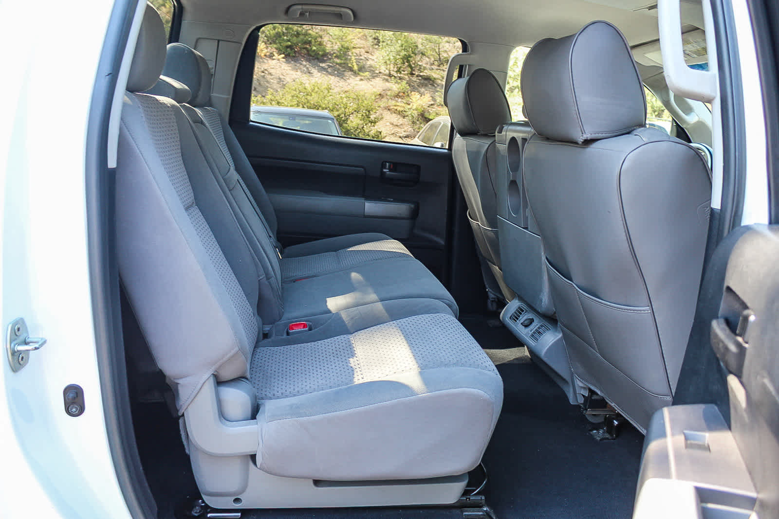 Thumbnail: 2013 Toyota Tundra - 18