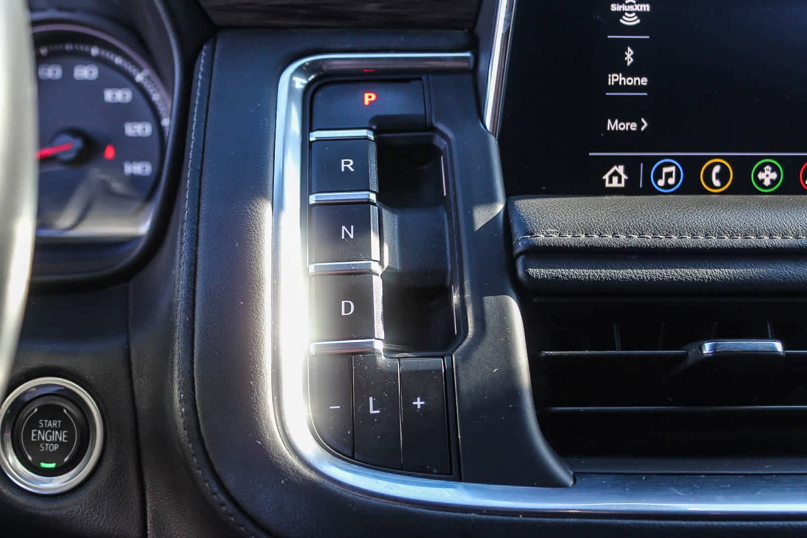 Thumbnail: 2021 Chevrolet Tahoe - 18