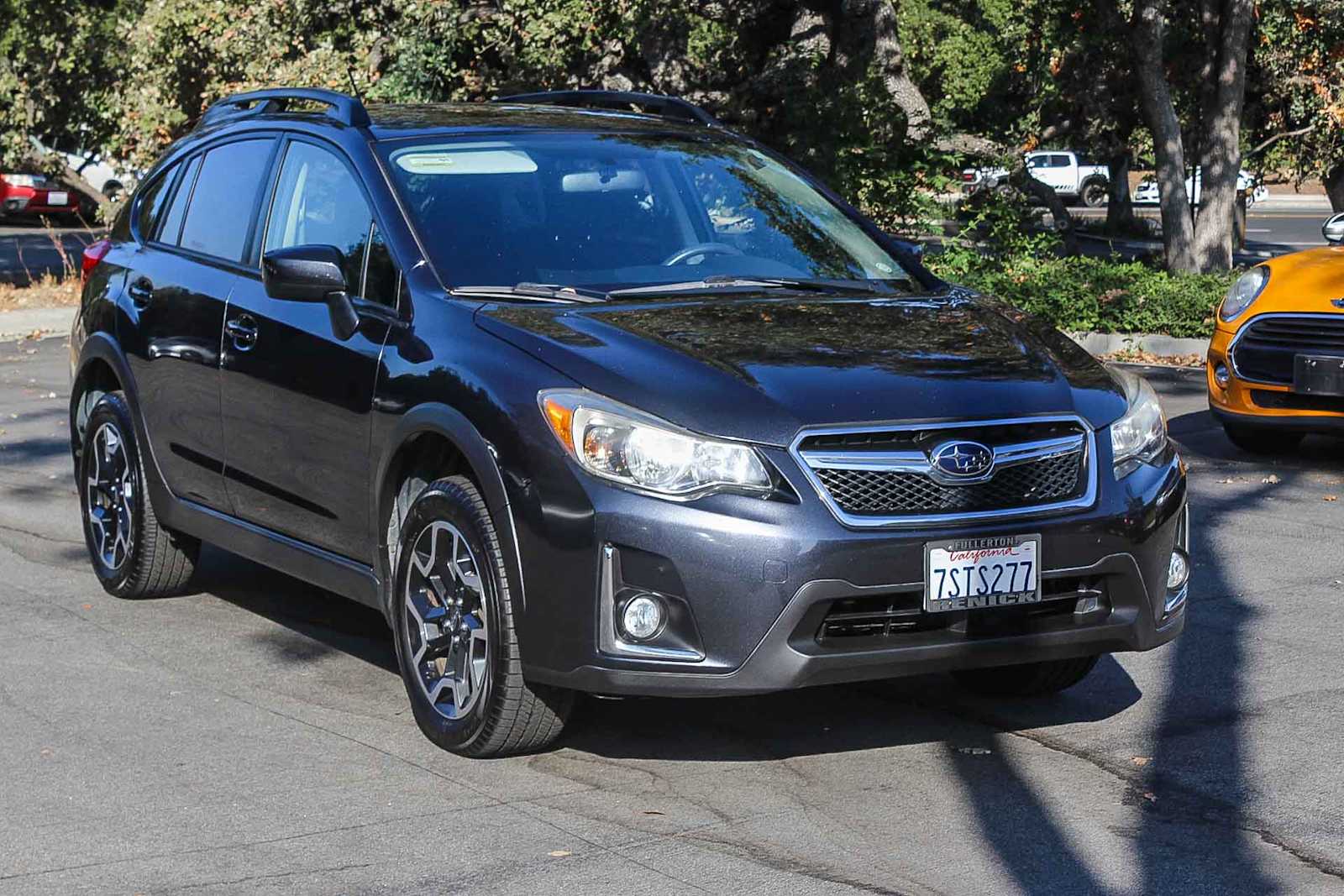 Thumbnail: 2016 Subaru Crosstrek - 3