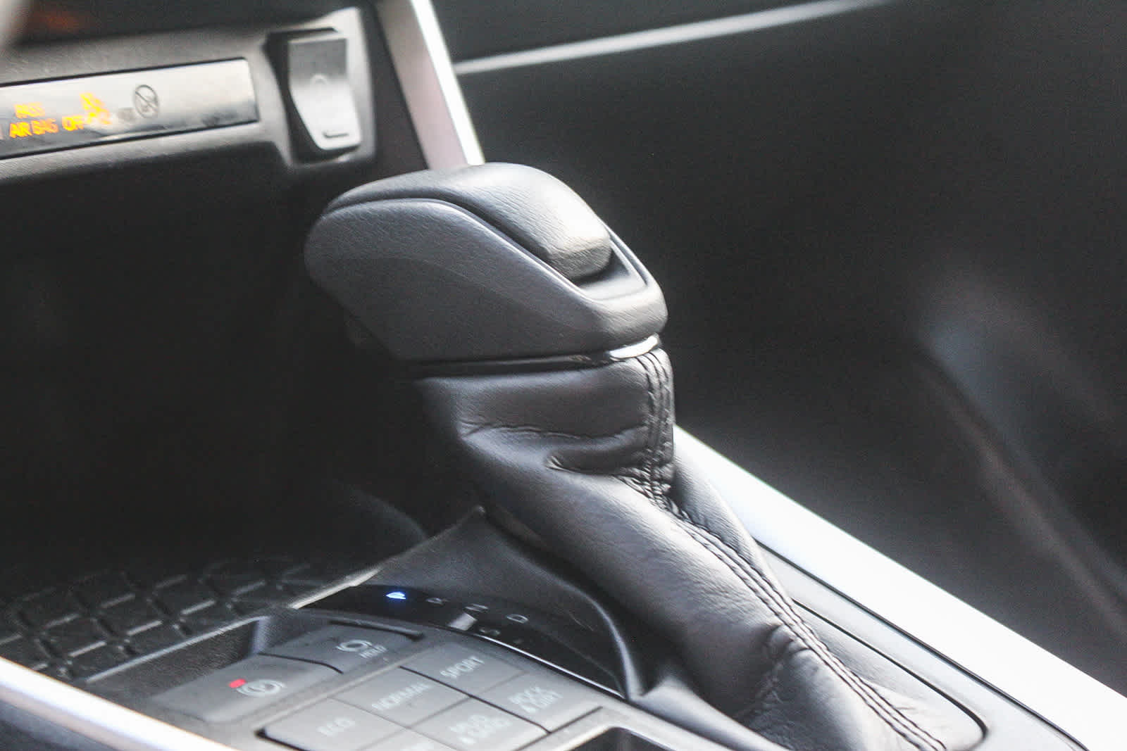 Thumbnail: 2023 Toyota RAV4 - 22