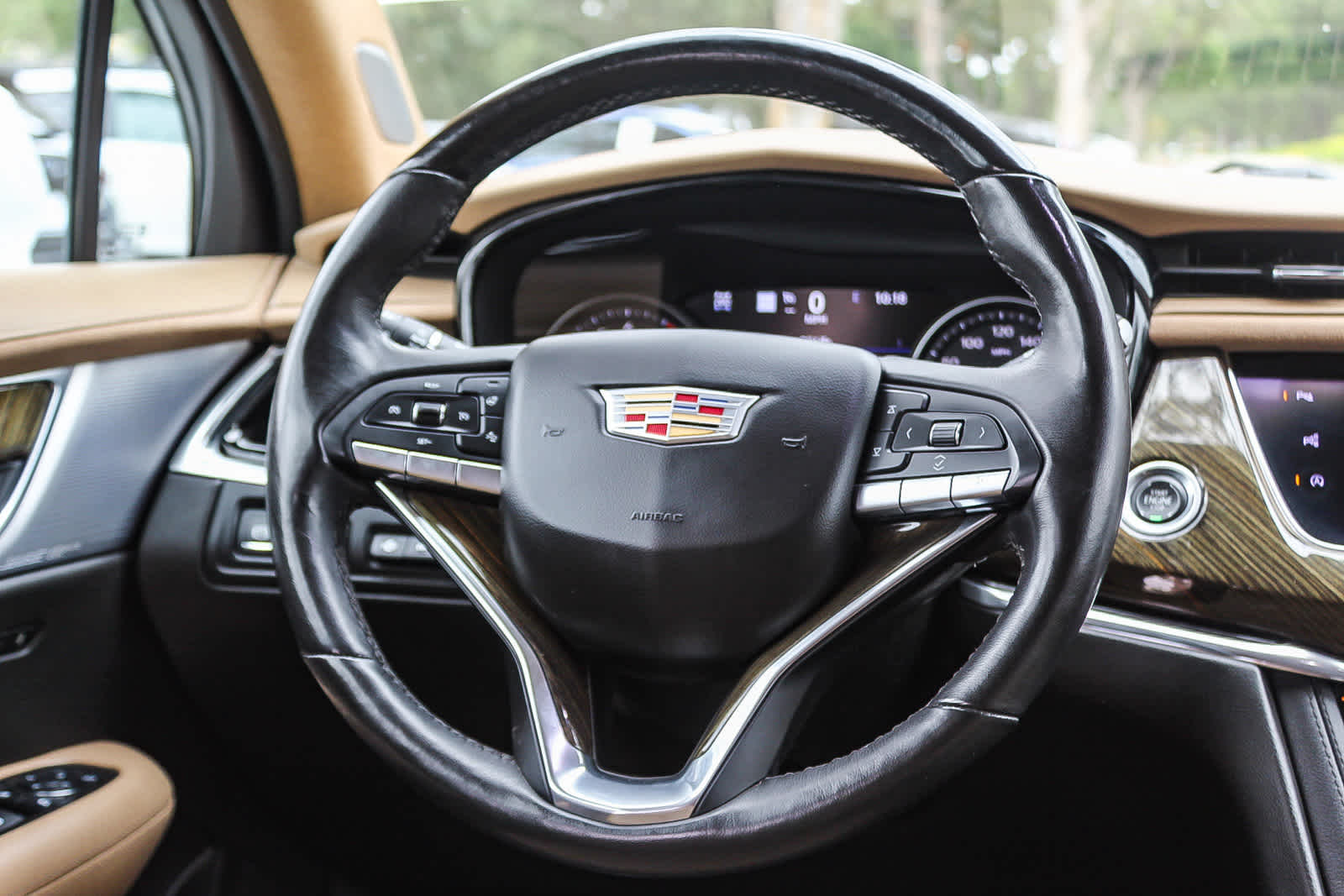 Thumbnail: 2020 Cadillac XT6 - 15