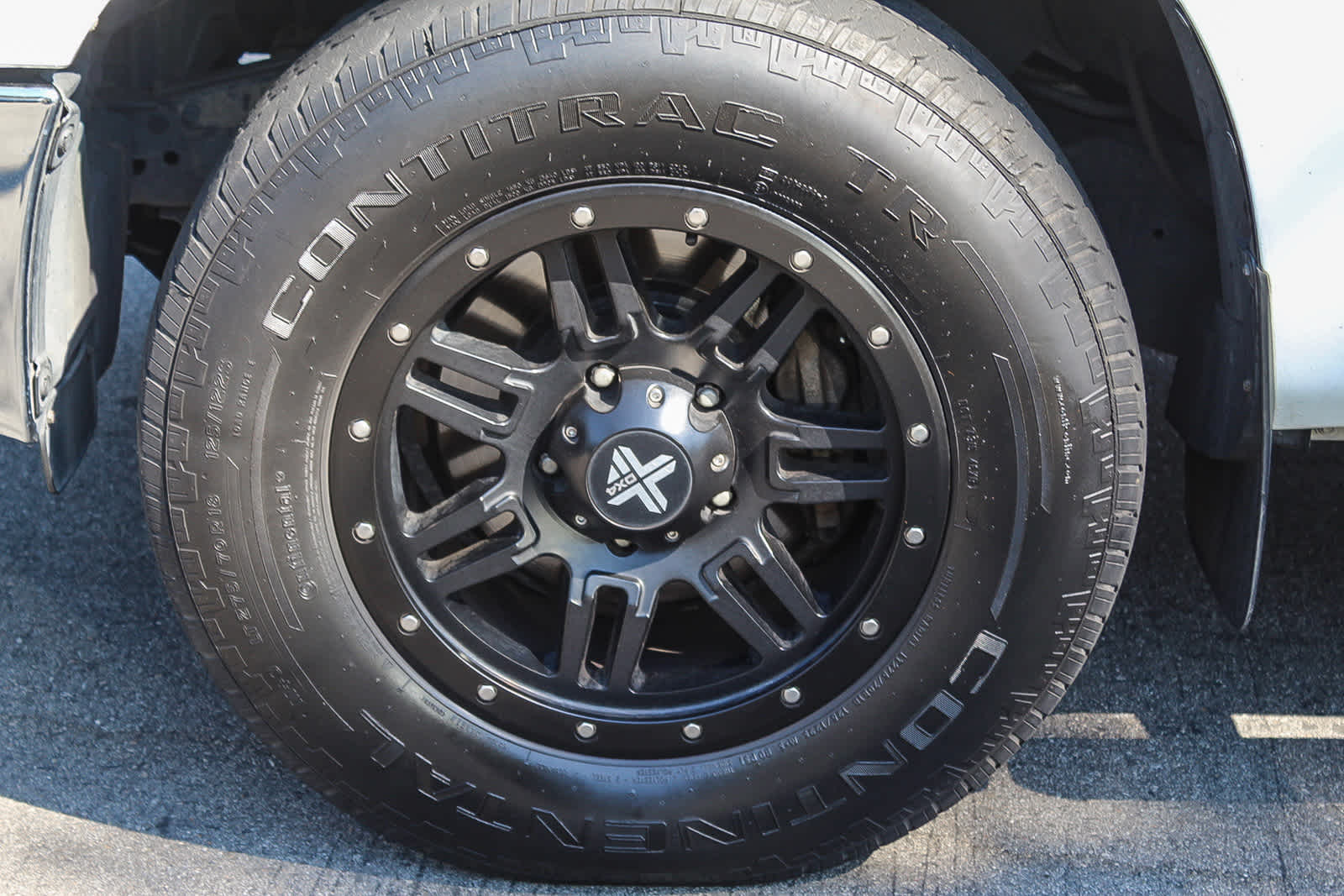 Thumbnail: 2013 Toyota Tundra - 10