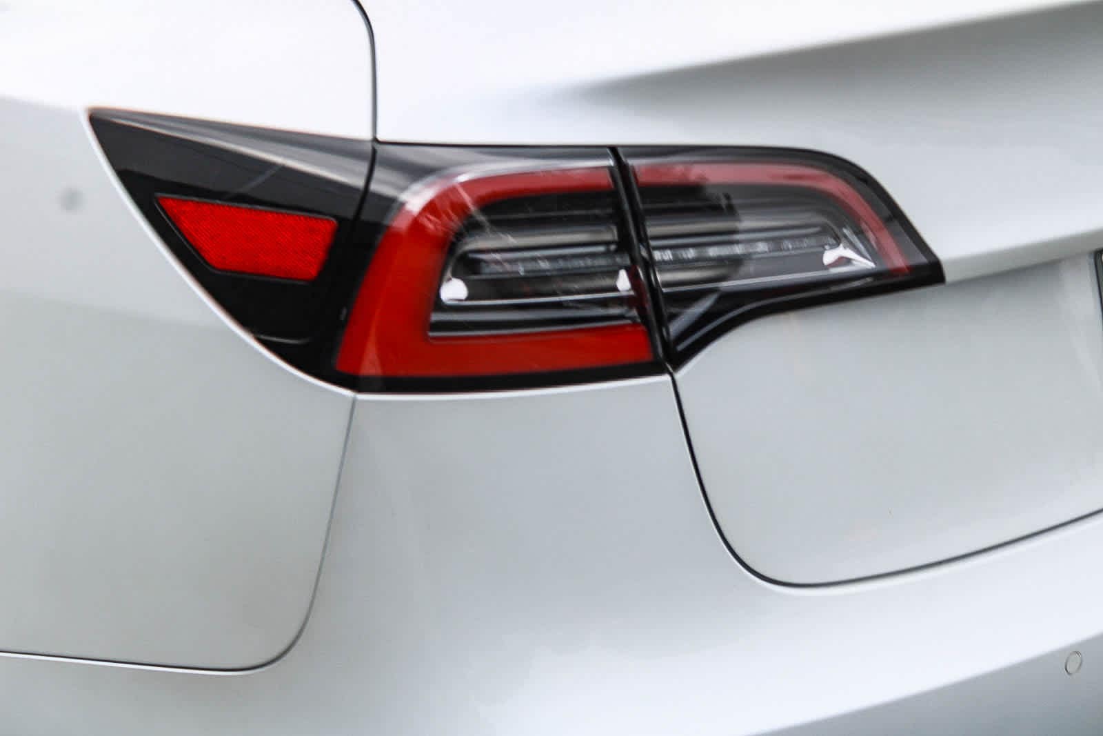 Thumbnail: 2018 Tesla Model 3 - 7