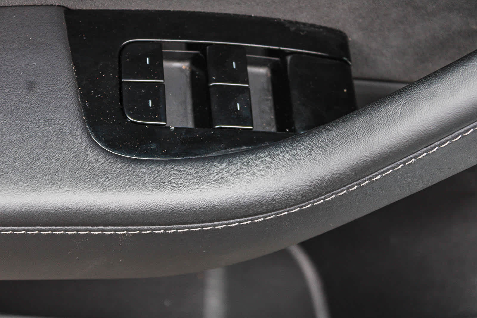 Thumbnail: 2018 Tesla Model 3 - 20