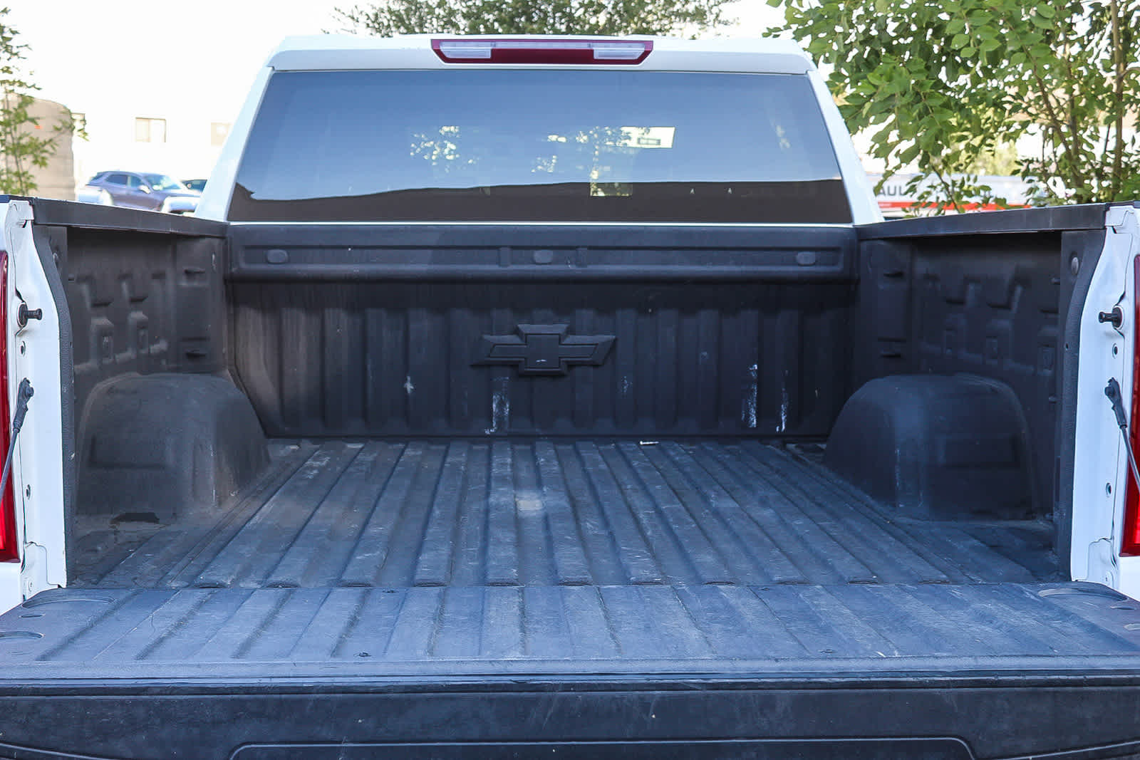 Thumbnail: 2022 Chevrolet Silverado 1500 - 12