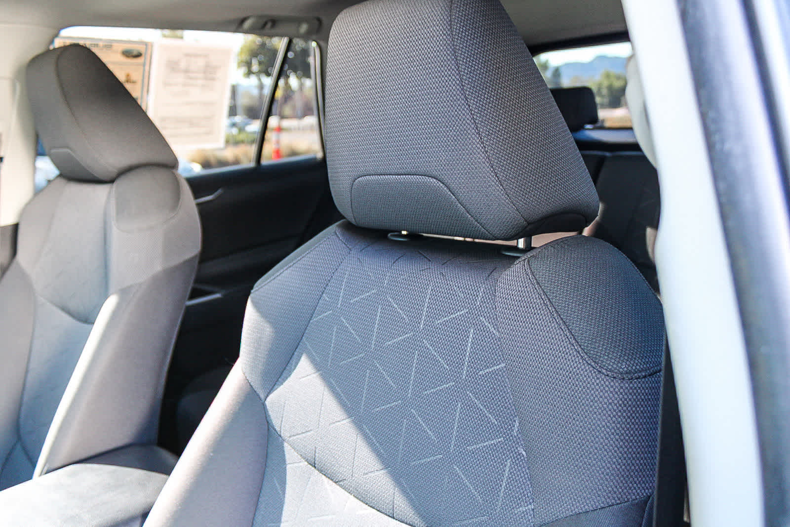 Thumbnail: 2023 Toyota RAV4 - 20