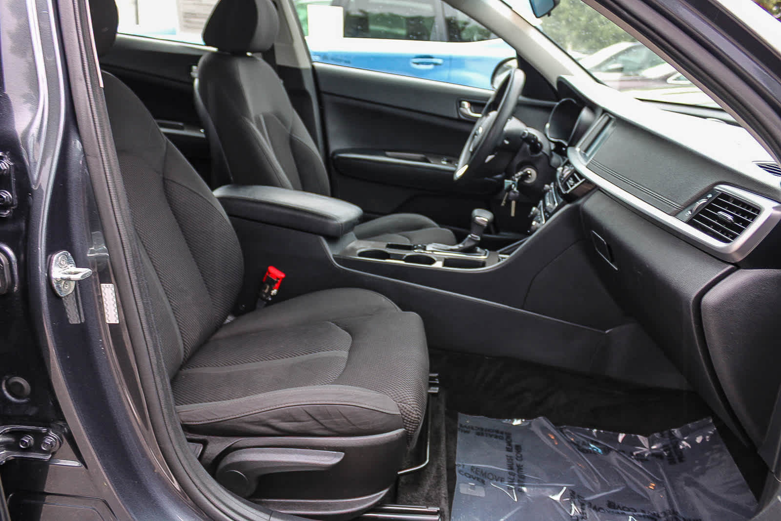 Thumbnail: 2020 Kia Optima - 15