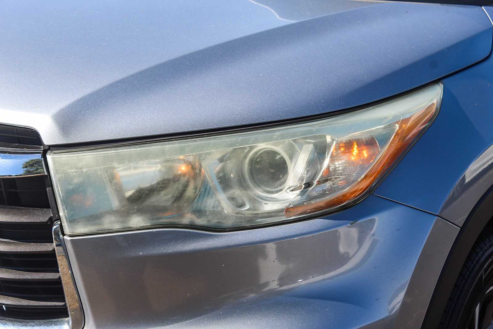 Thumbnail: 2016 Toyota Highlander - 8