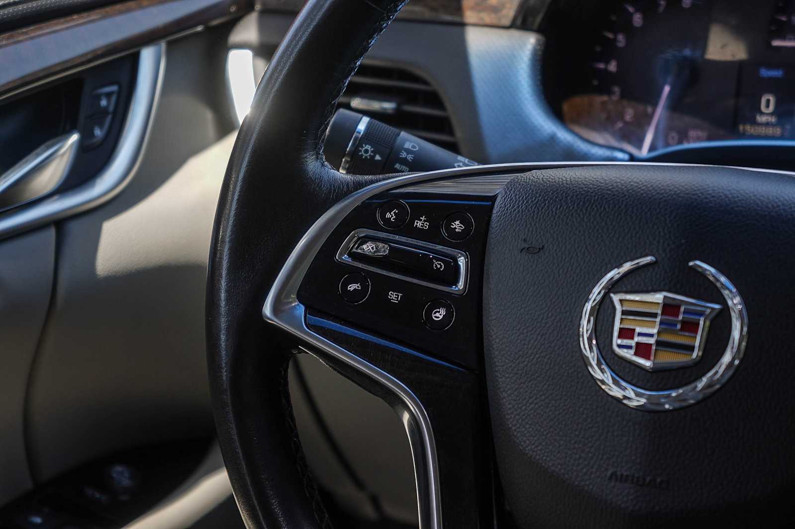 Thumbnail: 2013 Cadillac XTS - 16