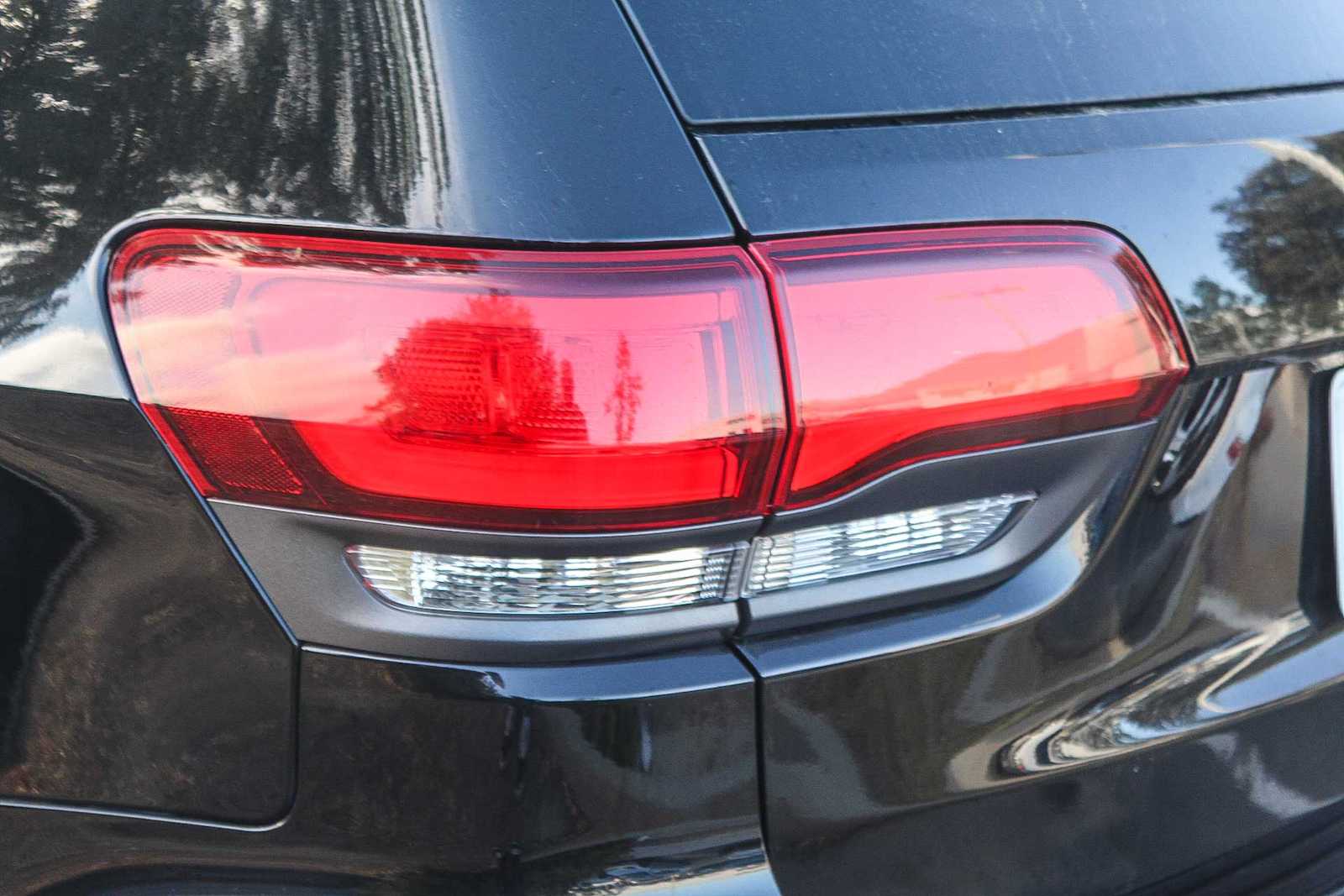 Thumbnail: 2019 Jeep Grand Cherokee - 7