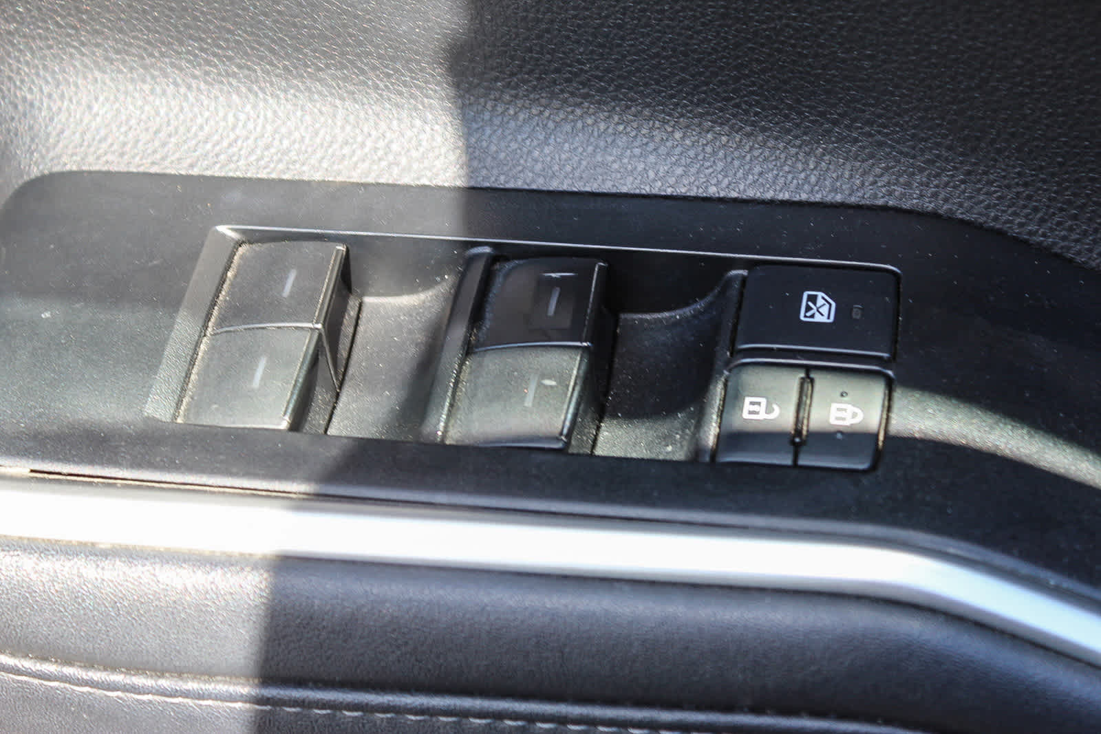 Thumbnail: 2020 Toyota Highlander - 20