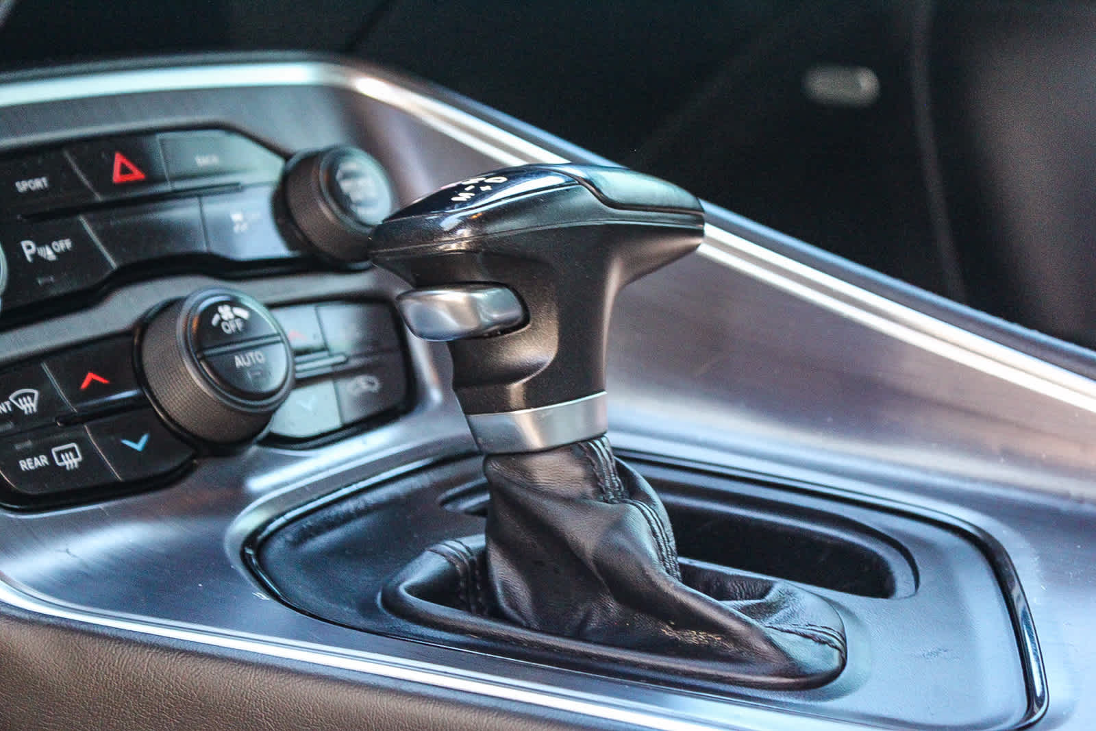 Thumbnail: 2015 Dodge Challenger - 22