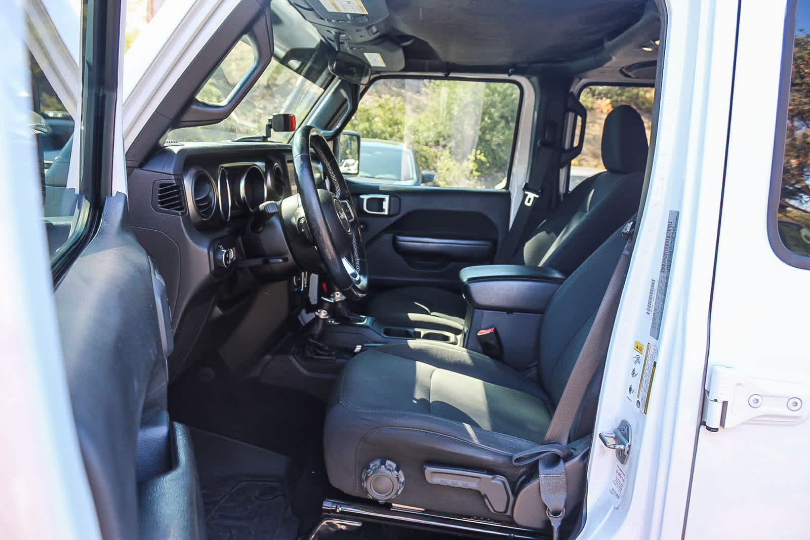 Thumbnail: 2020 Jeep Gladiator - 12