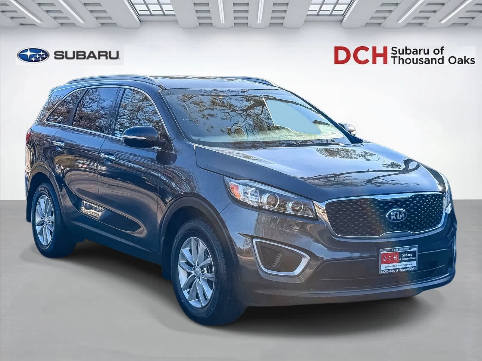 Thumbnail: 2016 Kia Sorento - 3