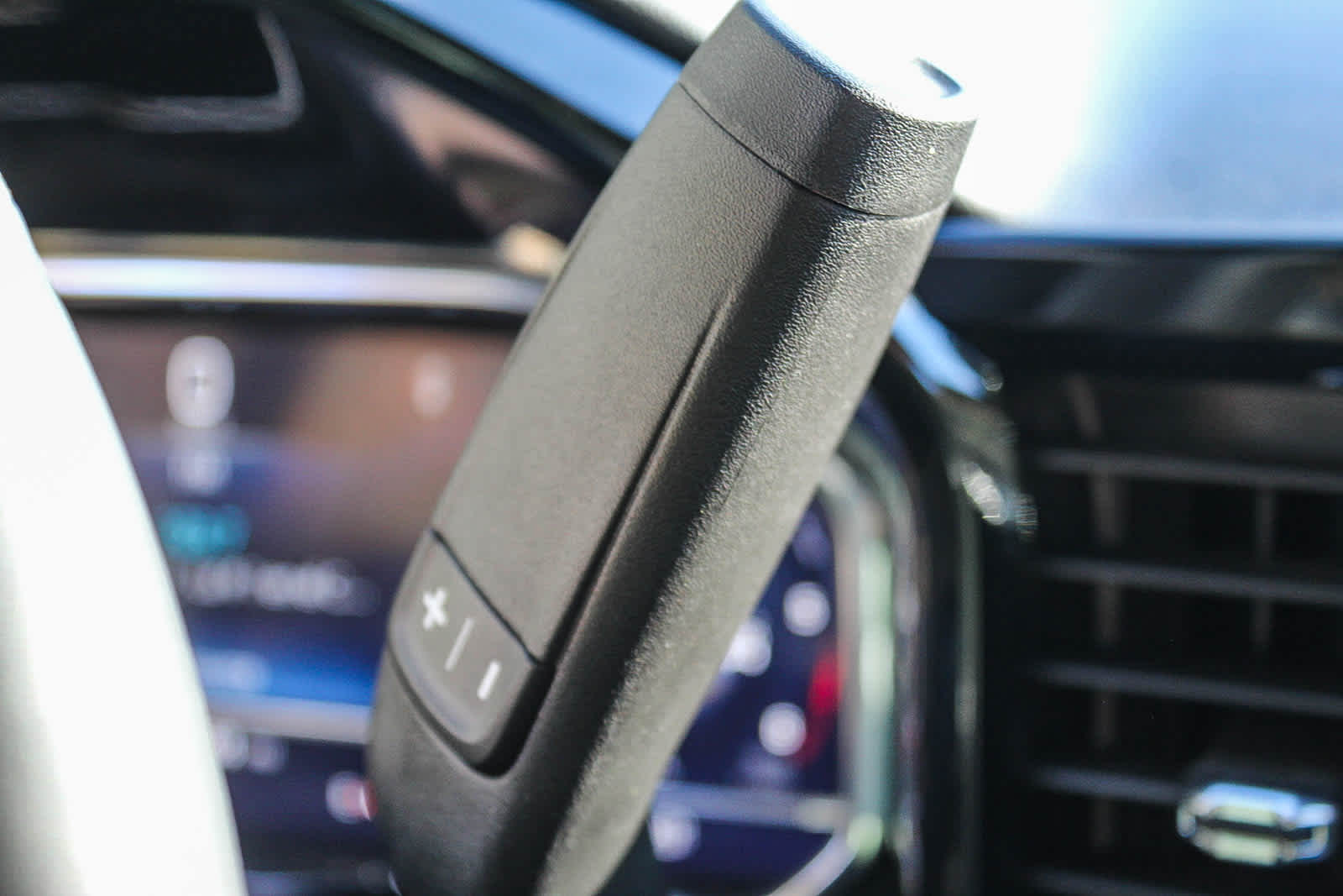 Thumbnail: 2025 Chevrolet Silverado 1500 - 20