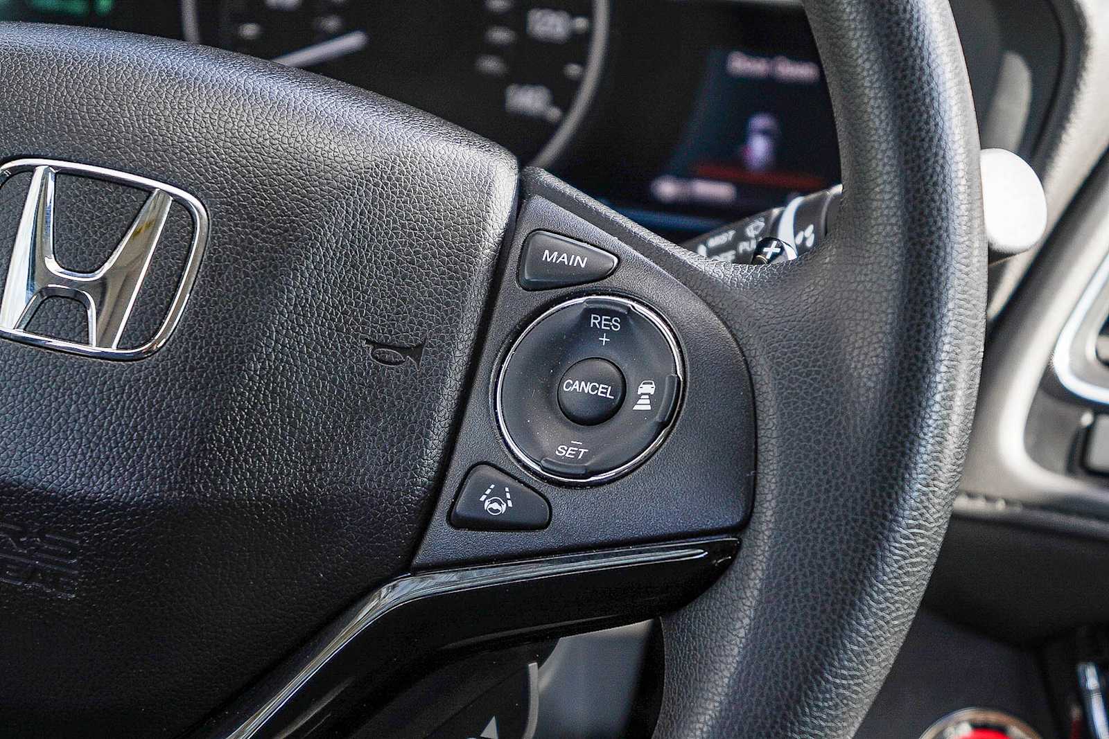 Thumbnail: 2019 Honda HR-V - 17