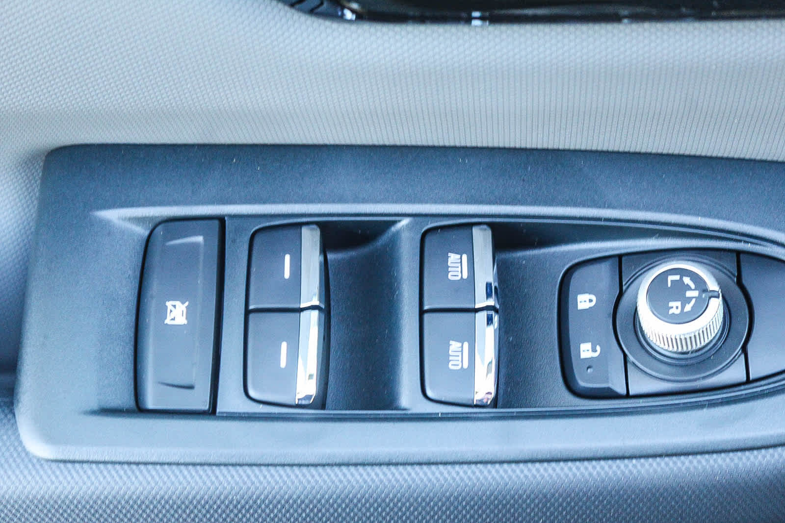 Thumbnail: 2025 Subaru Forester - 20