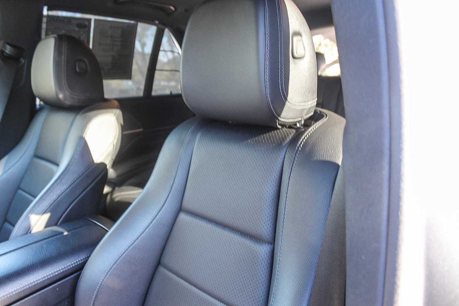 Thumbnail: 2020 Mercedes-Benz GLE - 25