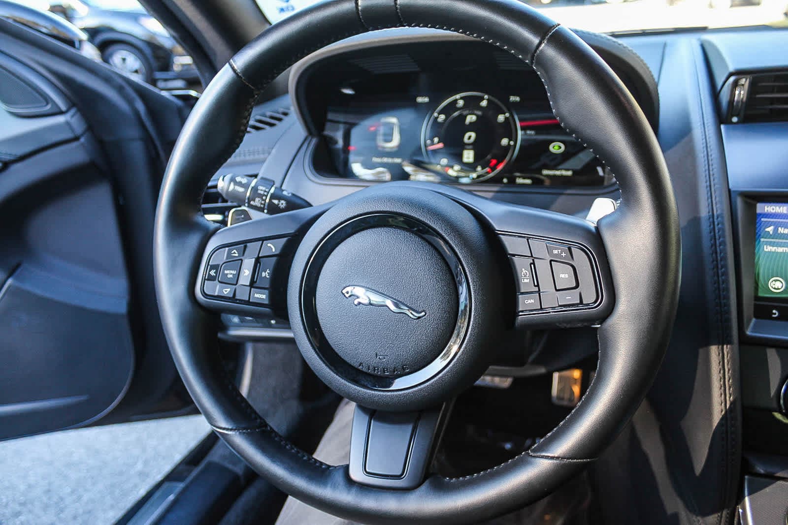 Thumbnail: 2022 Jaguar F-Type - 13