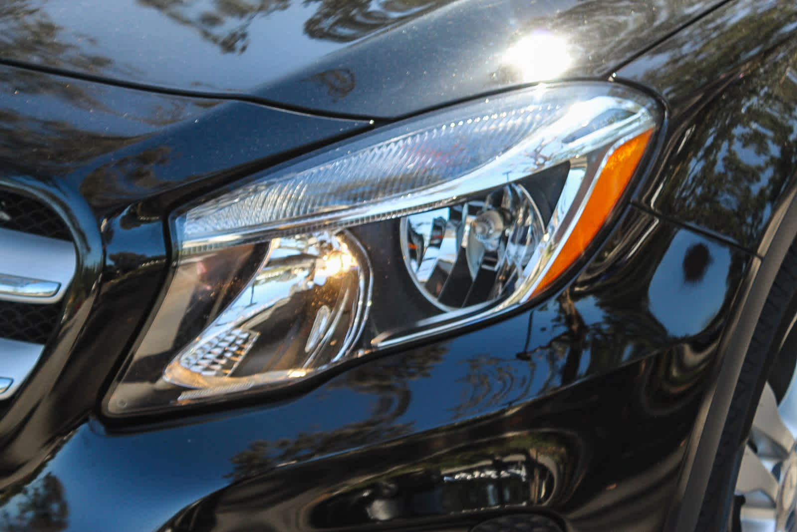 Thumbnail: 2016 Mercedes-Benz GLA - 8