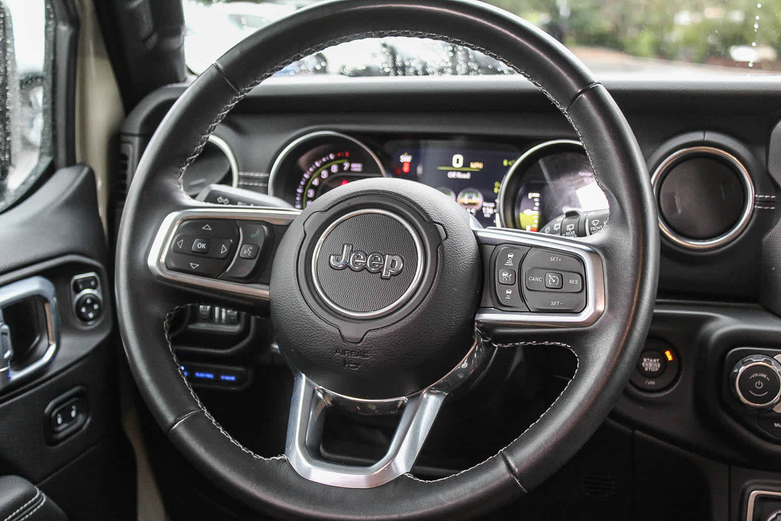 Thumbnail: 2022 Jeep Wrangler - 12