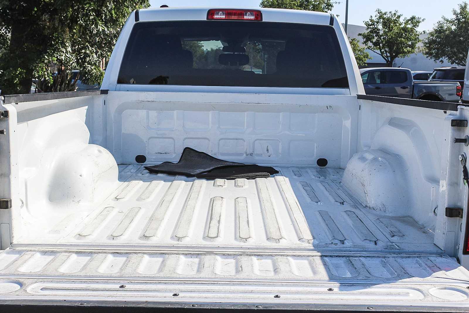Thumbnail: 2022 RAM 1500 Classic - 20