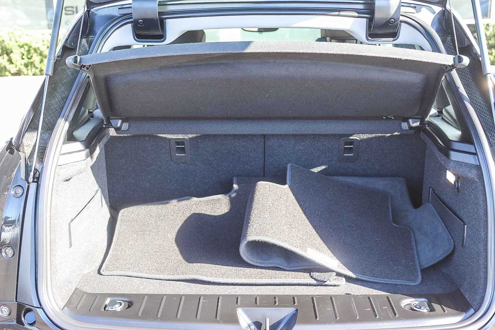 Thumbnail: 2017 BMW i3 - 26