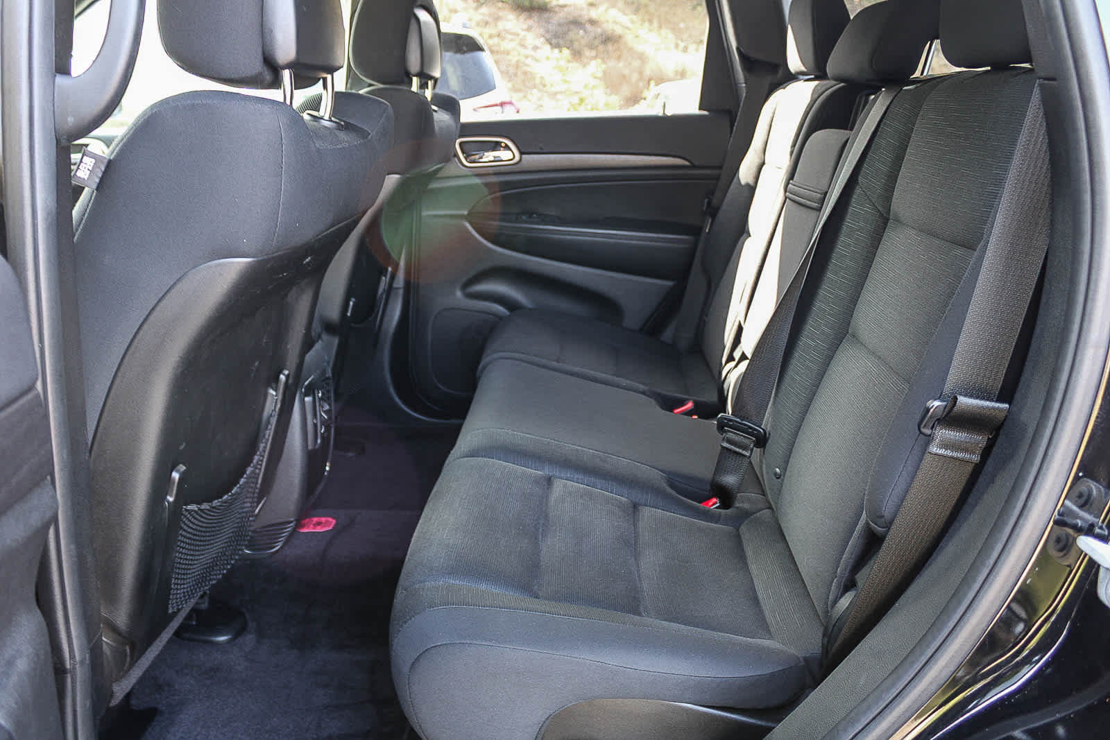 Thumbnail: 2017 Jeep Grand Cherokee - 18